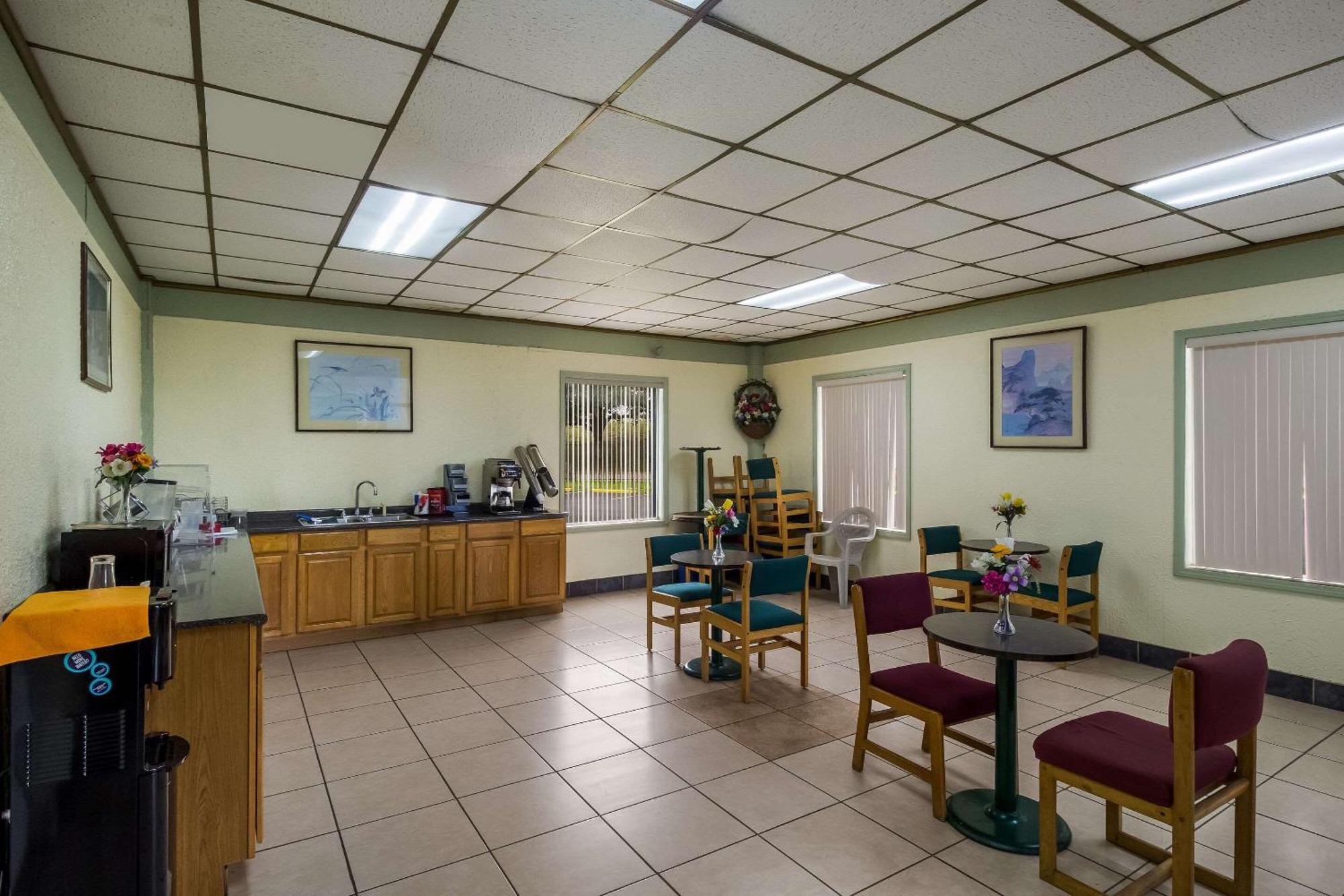 Rodeway Inn Conference Center 博蒙特 外观 照片