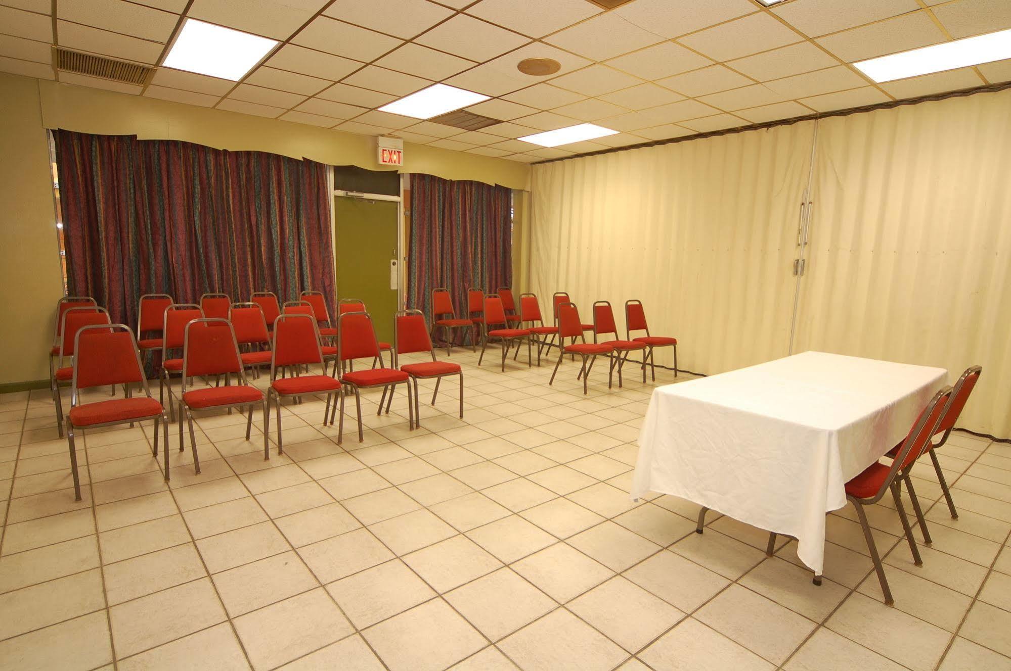 Rodeway Inn Conference Center 博蒙特 外观 照片