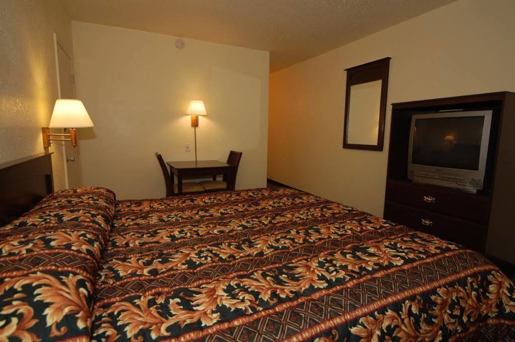Rodeway Inn Conference Center 博蒙特 外观 照片